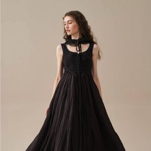 Linen and naïve (100 percent linen dress black)